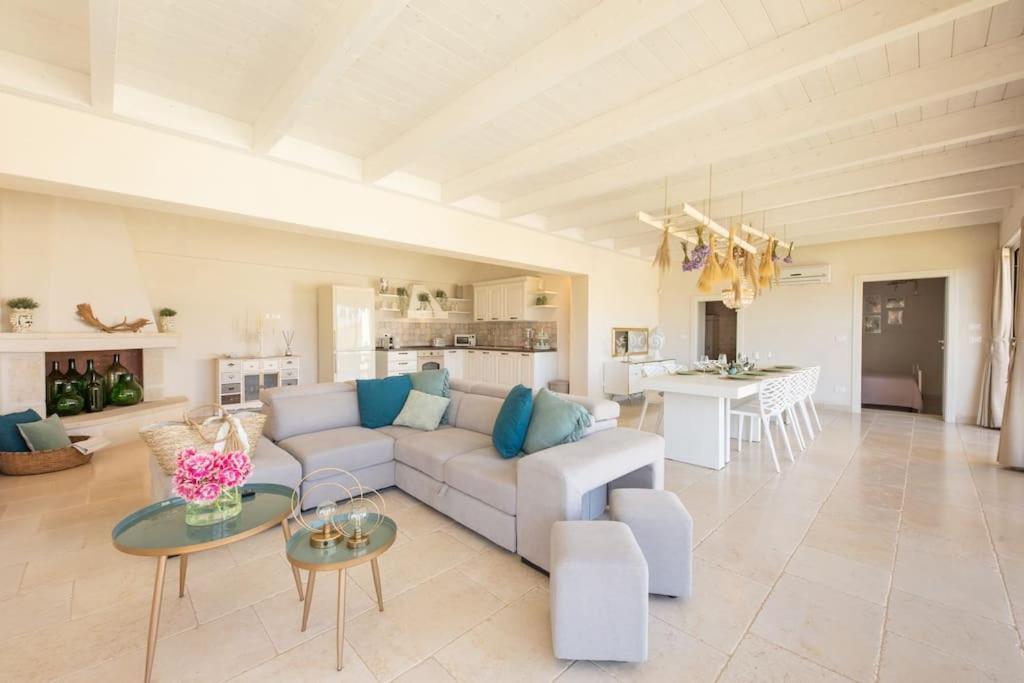 Tenuta Traghetto Ostuni Esterno foto
